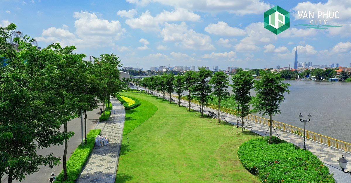 Công viên ven sông The Long Park